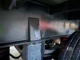 Floor FLO 17 27 Hardwood, New Condition !!!!