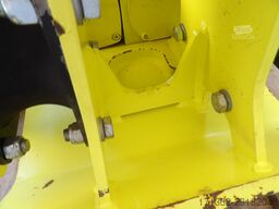 AMMANN 55/46 Anbauverdichter mit Drehmotor