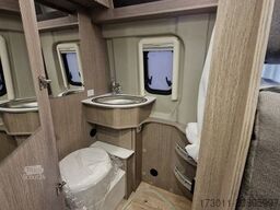 PÖSSL 2 WIN Plus - AKTION Navi+Kamera+Markise