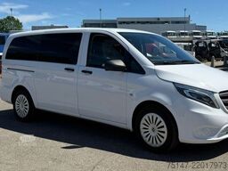 MERCEDES-BENZ Vito 116 CDI  Tourer 8-Sitzer Navi AHK Kugelkopf