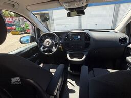 MERCEDES-BENZ Vito 116 CDI  Tourer 8-Sitzer Navi AHK Kugelkopf