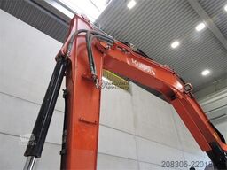 KUBOTA KX080-4