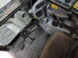 KUBOTA KX080-4