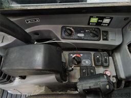 KUBOTA KX080-4
