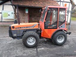 HOLDER Holder A 750 4x4 1130 Betr Stunden 1 Hand