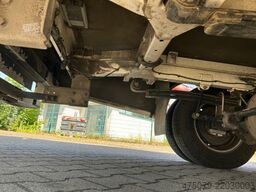 MERCEDES-BENZ Sprinter 519 / 4x4 / RTW / WAS / Trage