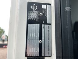 MAN TGS 26.320 6x2-2 BL with Oil Steel Eagle 3526 (35m)