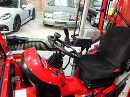 CARRARO TTR 4400 Traktor 4x4 Inkl. Mähwerk/Winterdienst