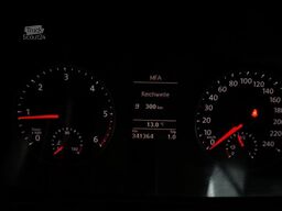 VOLKSWAGEN T6 4x4 L1H1 Standheizung Sortimo AHK Klima Navi