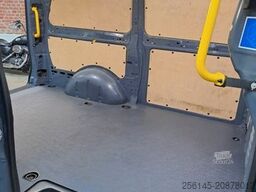 MERCEDES-BENZ Vito Kasten 110 Kamera Tempom. Klima Tüv neu E6