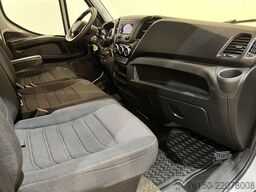 Iveco Daily 35S16 2.3 375 DC 7 pers. Open Laadbak / E...
