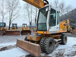 LIEBHERR A 902 Litronic