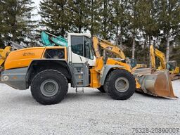 LIEBHERR L 566 Xpower 4,2m3 Schaufel Joystick Lenkun Top