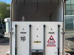HUMBAUR Maximus 2 Pferdeanhänger Vollpolyester 2,7t