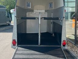 HUMBAUR XANTHOS Aero 2 Pferdehänger ALU SK 2,4t