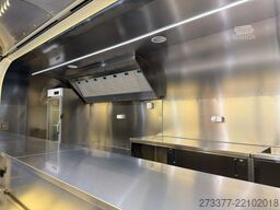 ESSELMANN Foodtruck 6000 ähn. Airstream Black