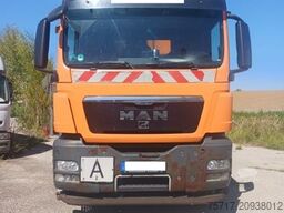 MAN TGS 26.320, 6x2, German