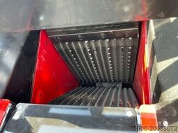  Red Rhino 7000 PLUS Backenbrecher Neumaschine