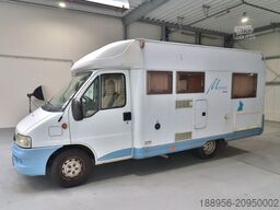 BÜRSTNER T 580 Marano/Festbett/Solar/Markise/nur 5,99 m