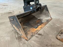Kubota KX 019-4 powertilt