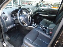 Nissan Navara mit Wohnauflieger Evergreen