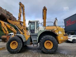 Liebherr L 574 / AC / Waage