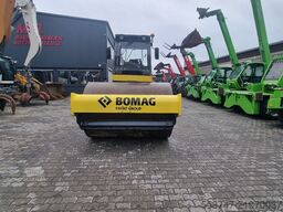 BOMAG BW 213 D-4