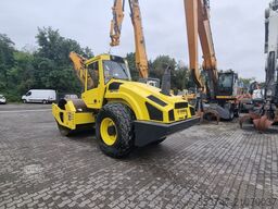 BOMAG BW 213 D-4