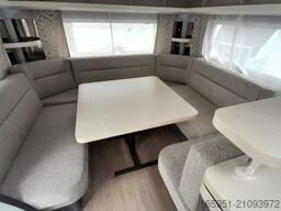 Hobby Excellent 560 CFe 2000kg TV Halter, 2025