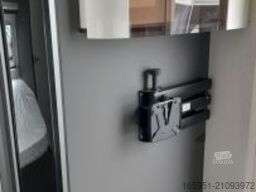 Hobby Excellent 560 CFe 2000kg TV Halter, 2025