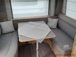 Knaus Südwind 460 EU 60 Years 1700kg, Bugfenster