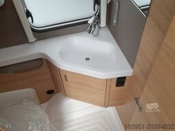 Knaus Südwind 460 EU 60 Years 1700kg, Bugfenster