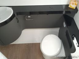 Hobby Excellent 540 WFU Dusche, 2000kg, TV Halter