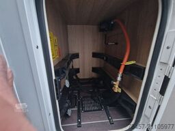 KNAUS SKY WAVE 650 MF 60 Years