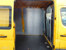 RENAULT Master 2.3 dCi 135 L3H2 Kamera