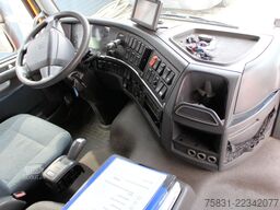 VOLVO FM 420 EEV 6x2 Kroll 14m³ Saug u.Druck ADR INOX