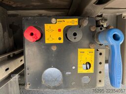 Schmitz Cargobull 3 Achs Mega Trailer Hubdach top Reifen verzinkt