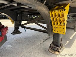 Schmitz Cargobull 3 Achs Mega Trailer Hubdach top Reifen verzinkt