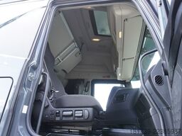 Iveco AS 440 S57 S-Way tractor unit / 2024