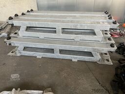 Müller Mitteltal Ausgleichsbock für Satteltieflader incl. Conatinerverschlüssen