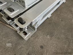 Müller Mitteltal Ausgleichsbock für Satteltieflader incl. Conatinerverschlüssen