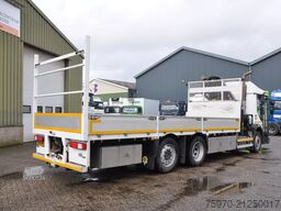 Renault D 320 HIAB KRAAN + RETARDER