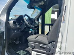 Mercedes-Benz 519 Sprinter AHK