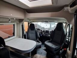 CARADO CV 600 *TOP mit Radio/Navi/Kam+Markise*