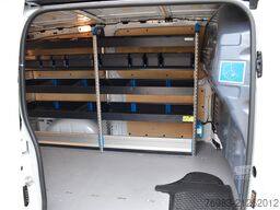 MERCEDES-BENZ Vito Kasten 116 CDI 4x4 lang Autom. Navi PDC