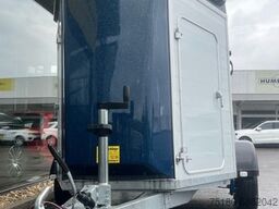 HUMBAUR Xanthos Aero Pferdeanhänger 2,4t SK NEU !100km/h