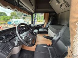 SCANIA R560 6X2-2