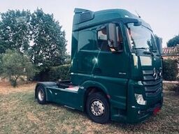 Mercedes-Benz Actros 1845