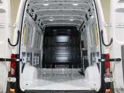 Volkswagen Crafter 2.0 TDI 177pk L3 H3 Automaat Airco Navi...