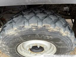 Mercedes-Benz Unimog U 318